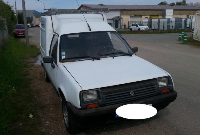 RENAULT EXPRESS PHASE 1
