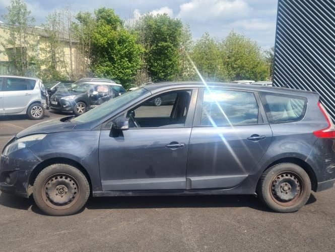 RENAULT GRAND SCENIC 3 PHASE 1