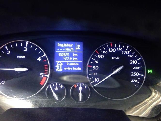 RENAULT LAGUNA 3 PHASE 1