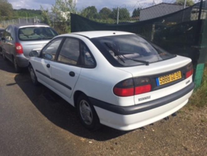RENAULT LAGUNA 1 PHASE 1
