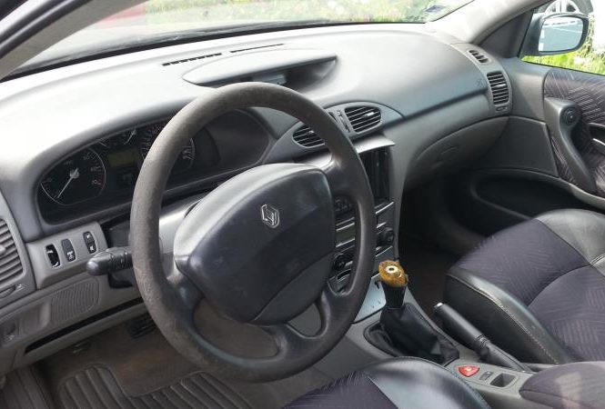 RENAULT LAGUNA 2 PHASE 1