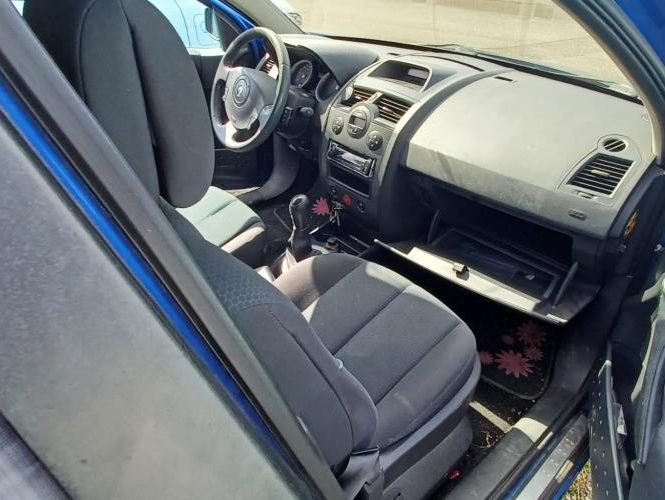 RENAULT MEGANE 2