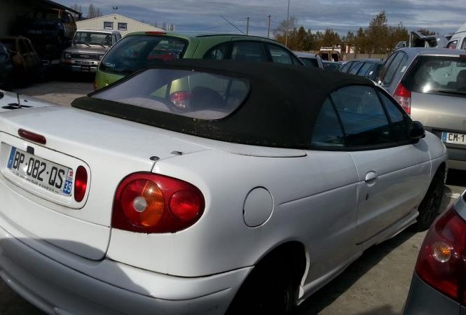 RENAULT MEGANE 1 PHASE 2 CABRIOLET