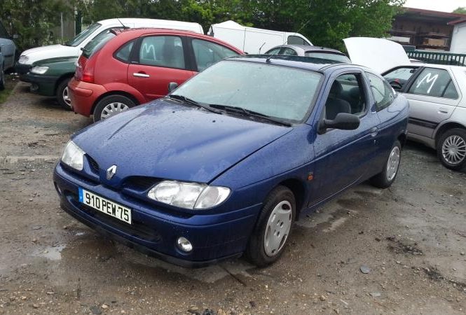 RENAULT MEGANE 1 PHASE 1 COUPE