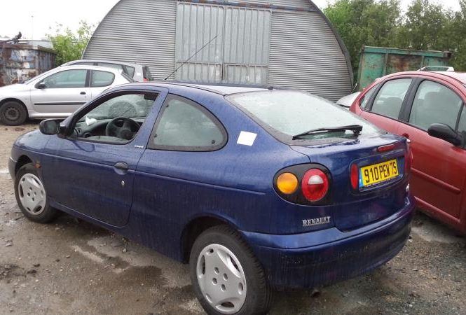 RENAULT MEGANE 1 PHASE 1 COUPE
