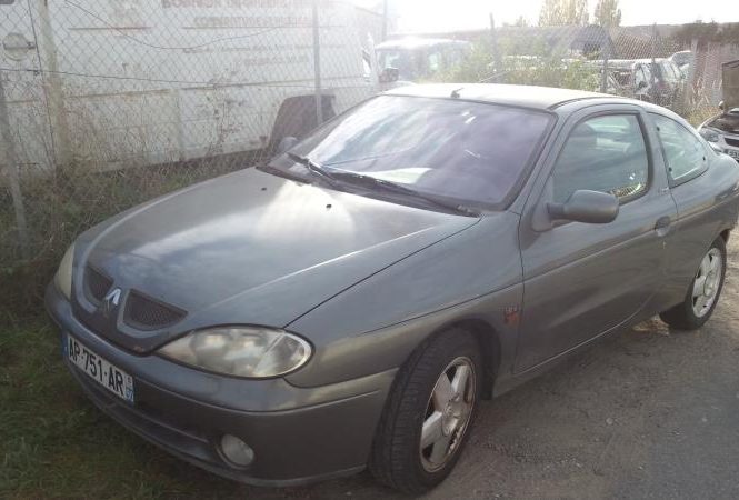 RENAULT MEGANE 1 PHASE 2 COUPE