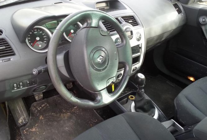 RENAULT MEGANE 2 PHASE 1 CABRIOLET