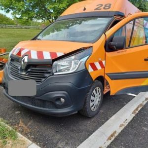 RENAULT TRAFIC 3 COURT