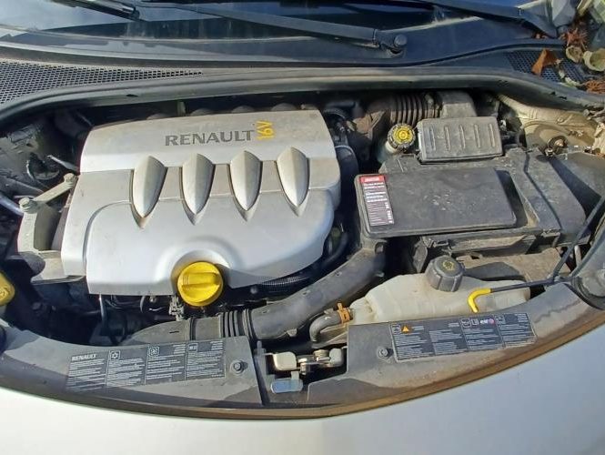 RENAULT CLIO 3 PHASE 1