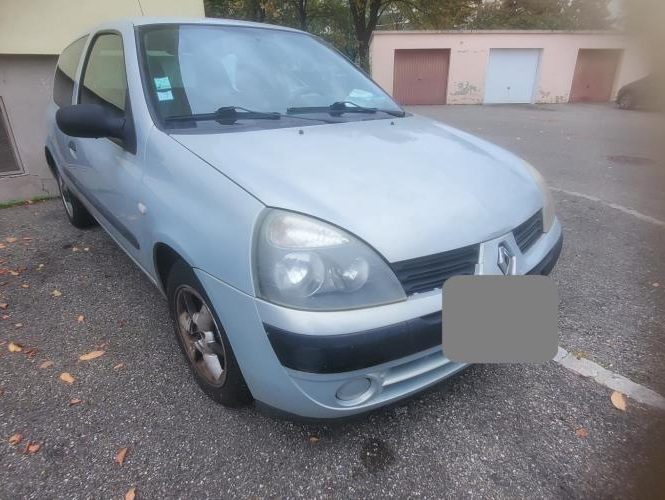 RENAULT CLIO 2