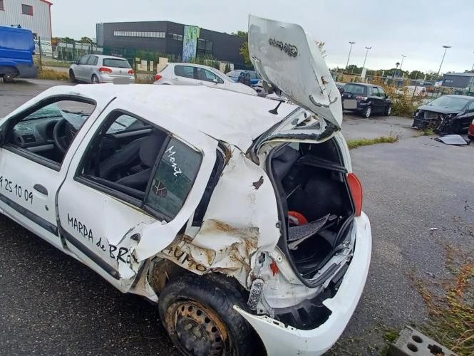 RENAULT CLIO 2 CAMPUS