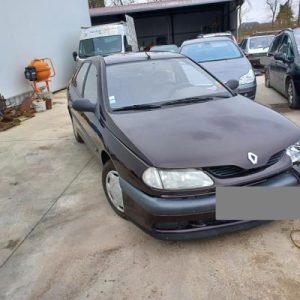 RENAULT LAGUNA 1