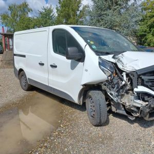 RENAULT TRAFIC 3 COURT