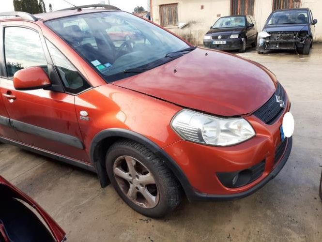 SUZUKI SX4 1