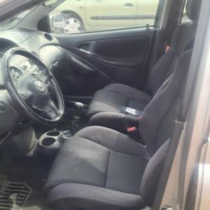 TOYOTA YARIS 1
