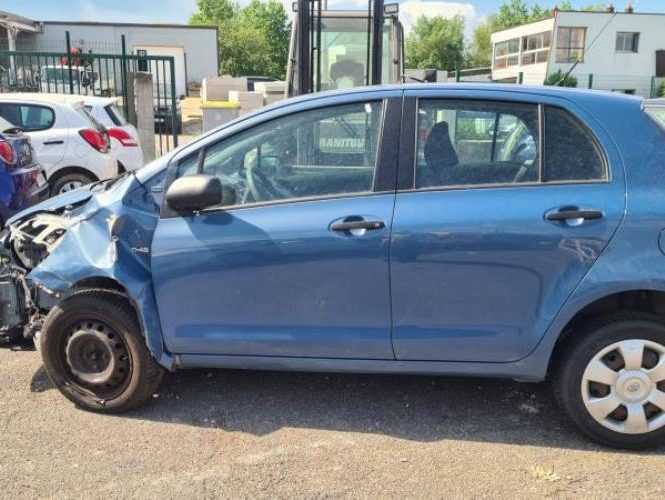 TOYOTA YARIS 2 PHASE 1