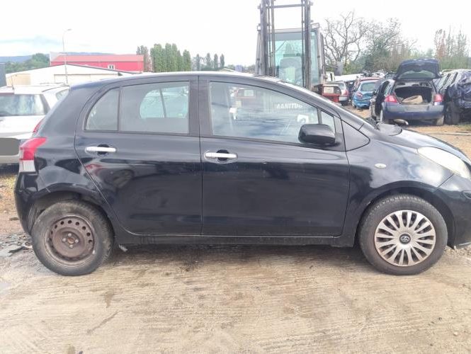 TOYOTA YARIS 2 PHASE 2