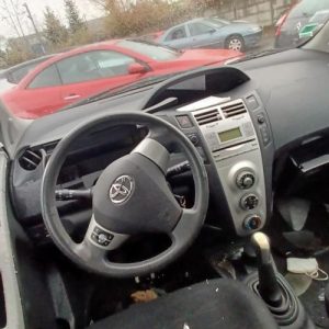 TOYOTA YARIS 2 PHASE 1