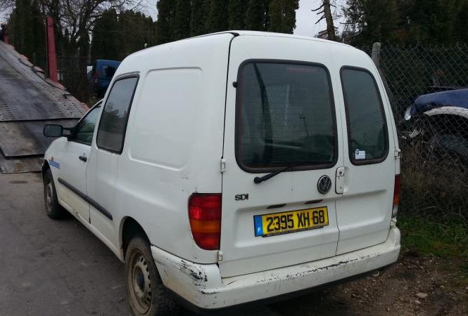 VOLKSWAGEN CADDY 2