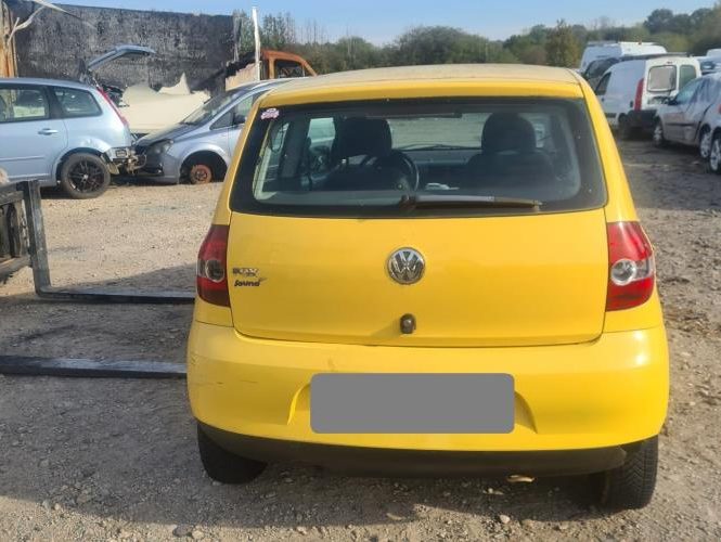 VOLKSWAGEN FOX