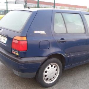 VOLKSWAGEN GOLF 3