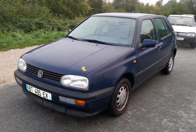VOLKSWAGEN GOLF 3