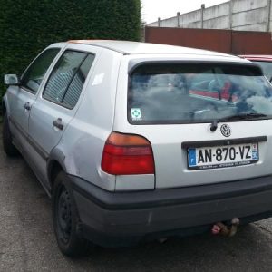 VOLKSWAGEN GOLF 3