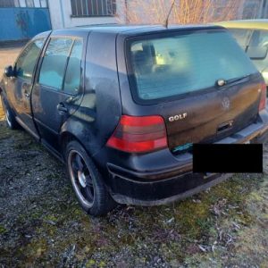 VOLKSWAGEN GOLF 4