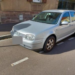 VOLKSWAGEN GOLF 4