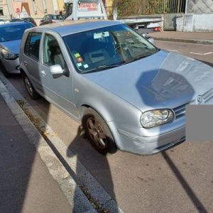 VOLKSWAGEN GOLF 4