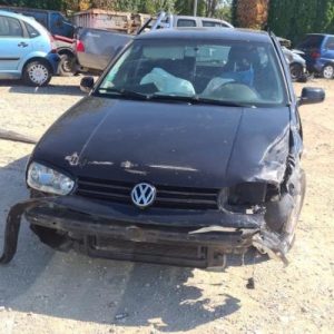 VOLKSWAGEN GOLF 4