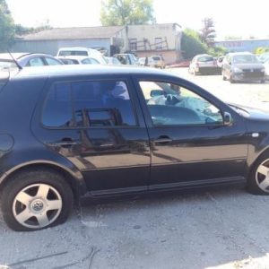 VOLKSWAGEN GOLF 4