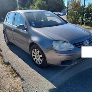 VOLKSWAGEN GOLF 5