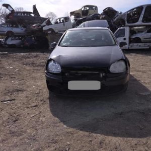 VOLKSWAGEN GOLF 5