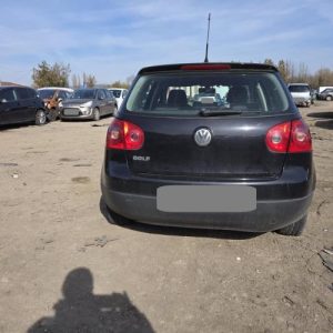 VOLKSWAGEN GOLF 5