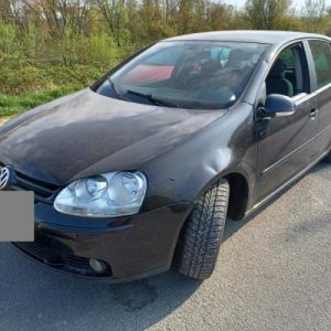 VOLKSWAGEN GOLF 5
