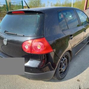 VOLKSWAGEN GOLF 5