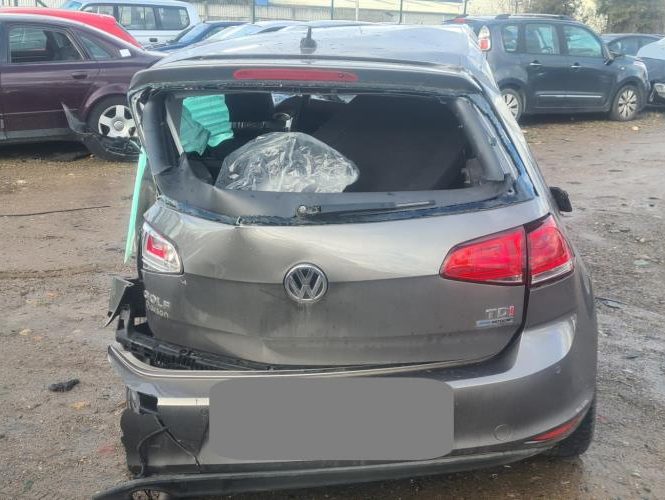 VOLKSWAGEN GOLF 7 PHASE 1