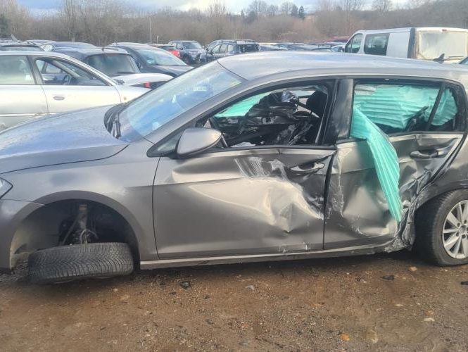 VOLKSWAGEN GOLF 7 PHASE 1