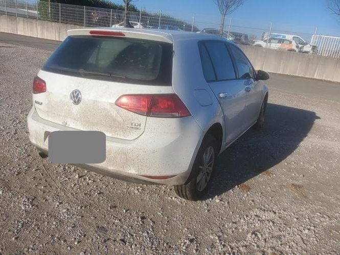 VOLKSWAGEN GOLF 7 PHASE 1