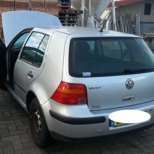 VOLKSWAGEN GOLF 4