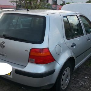 VOLKSWAGEN GOLF 4