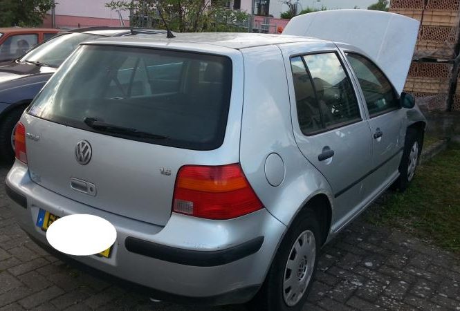 VOLKSWAGEN GOLF 4