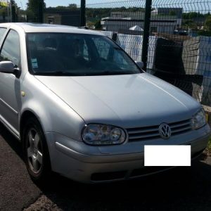 VOLKSWAGEN GOLF 4