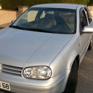 VOLKSWAGEN GOLF 4
