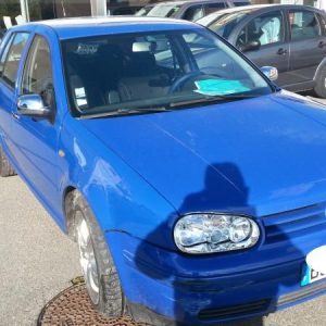 VOLKSWAGEN GOLF 4