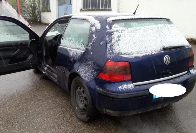 VOLKSWAGEN GOLF 4