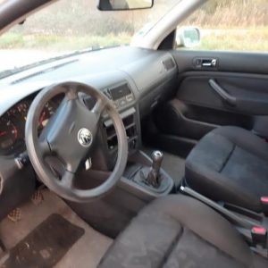 VOLKSWAGEN GOLF 4