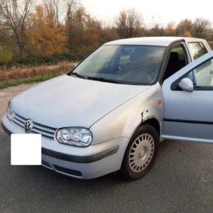 VOLKSWAGEN GOLF 4