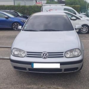 VOLKSWAGEN GOLF 4